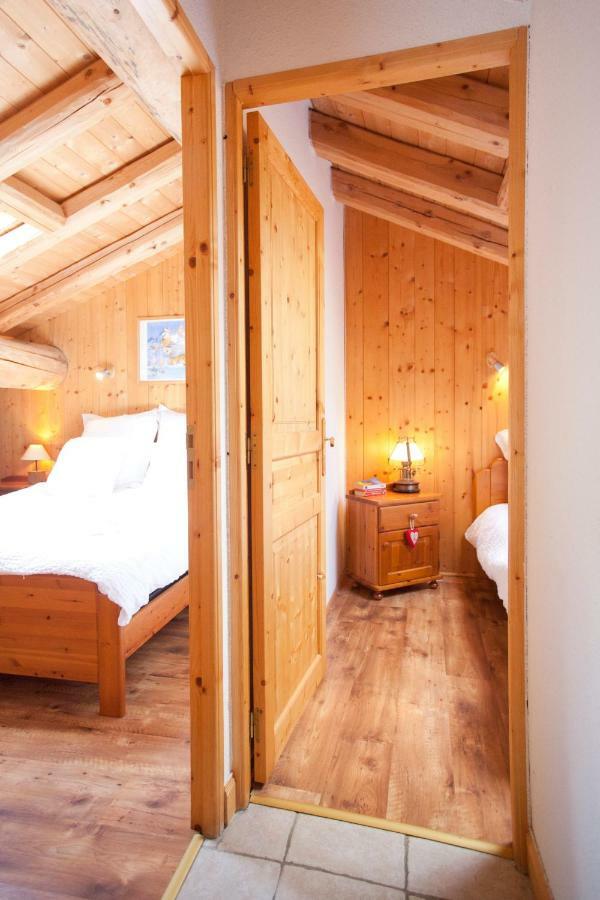 Chalet L'Etagne เบส์ซองส์ ภายนอก รูปภาพ